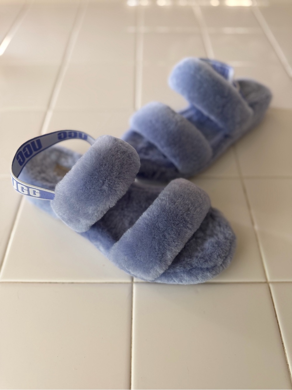 UGG Oh Yeah Slides Periwinkle Blue Sheepskin Size 10